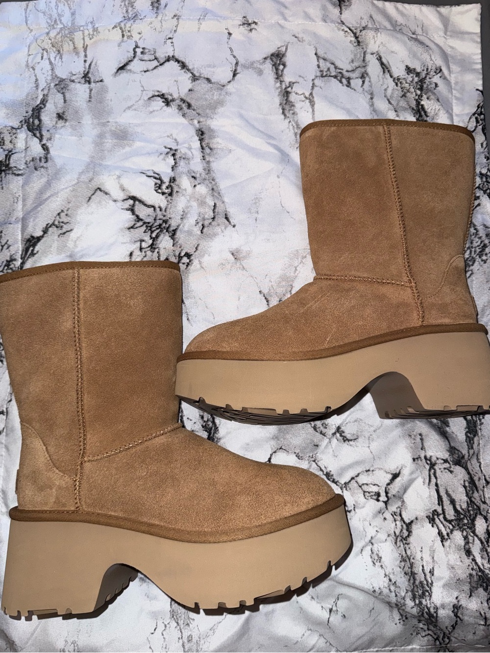 Ugg Platform Boots - Women
